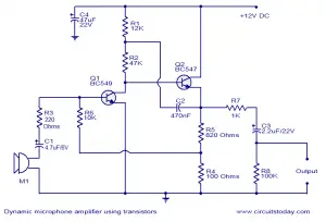 Dynamic microphone amplifier using transistors